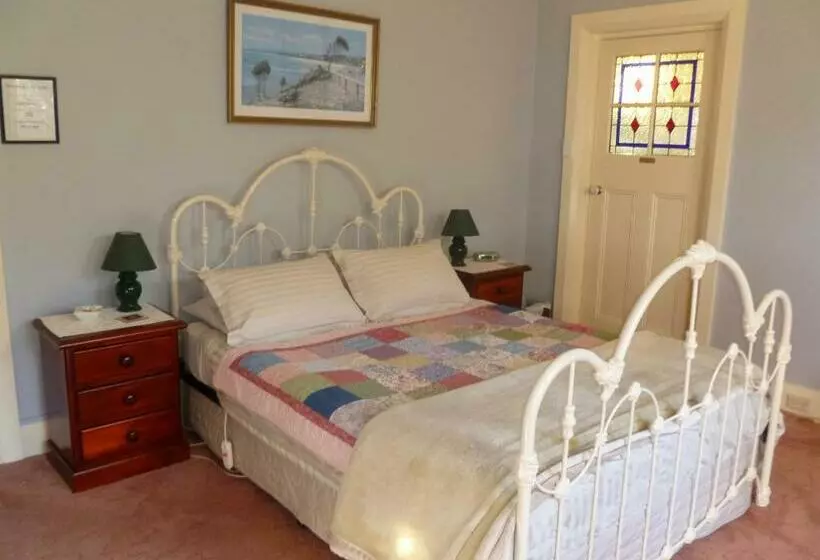 リバービュースタンダードルーム, Donalea Bed And Breakfast & Riverview Apartment