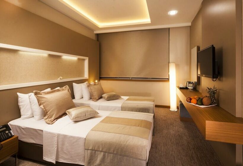 اتاق استاندارد, Majura