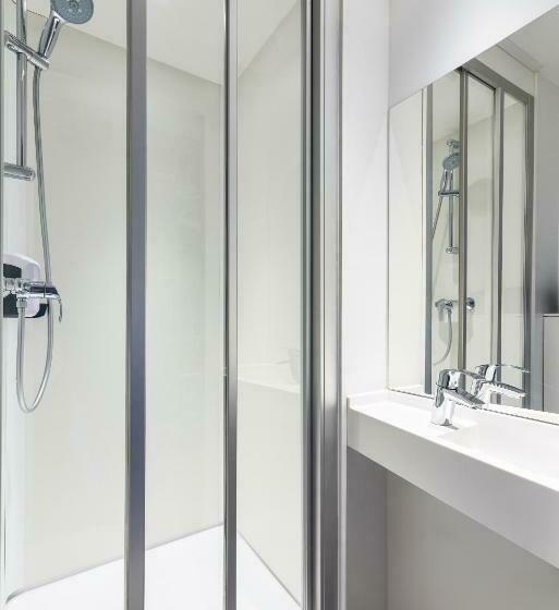 غرفة قياسية, F1 Antibes Sophia Antipolis