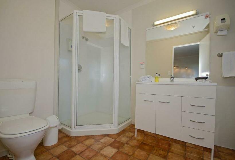 스위트, Gateway Motor Inn