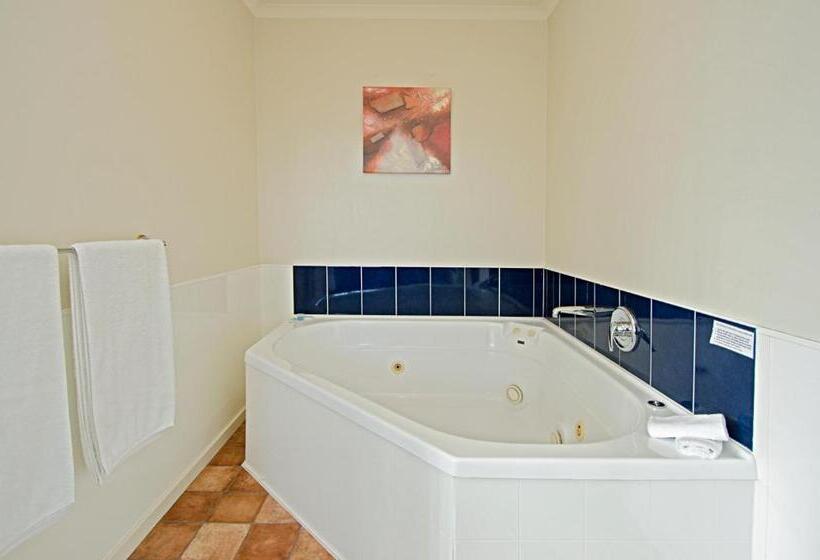 이그제큐티브 스위트, Gateway Motor Inn