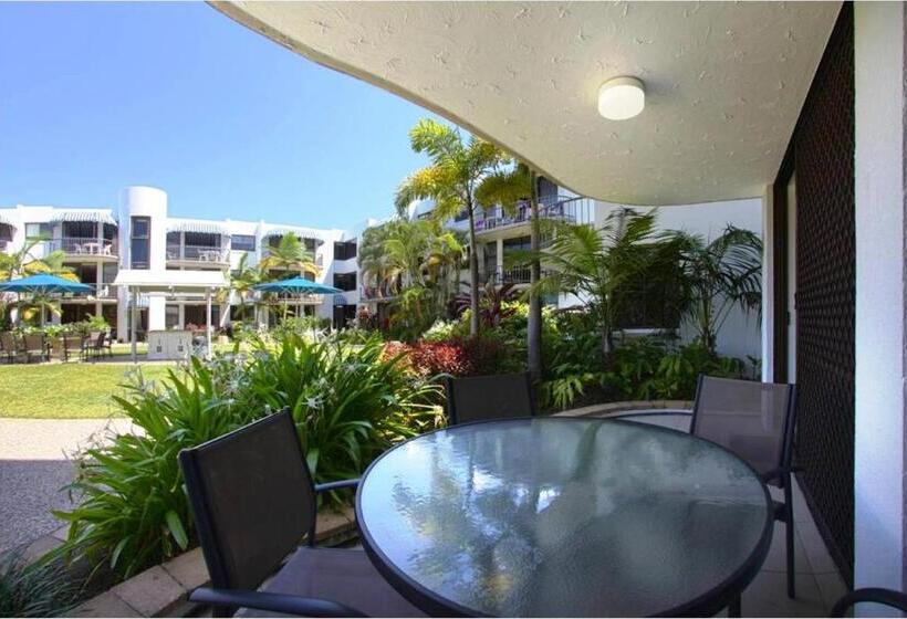 Апартаменты 2 Спальни, Headland Tropicana Resort