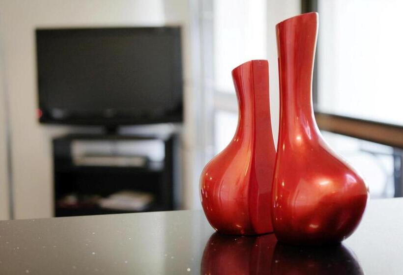 Апартаменты 2 Спальни, Headland Tropicana Resort