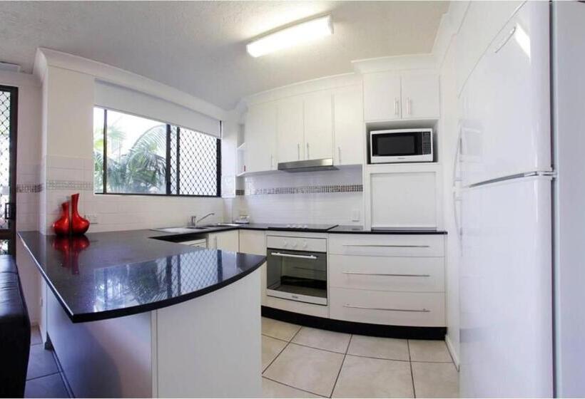 Апартаменты 2 Спальни, Headland Tropicana Resort