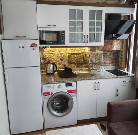 Estúdio Standard Vista Jardim, Kaleiçi Ozkavak