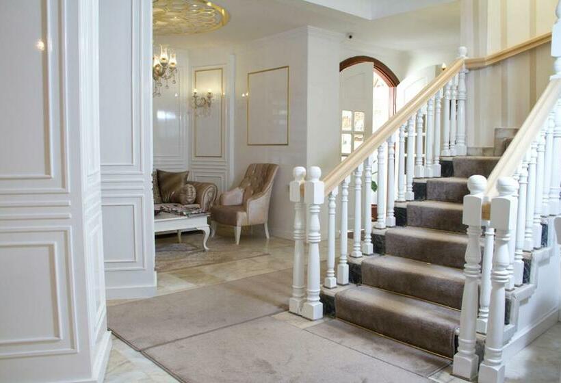 Quarto Triplo Deluxe, Kaleiçi Ozkavak