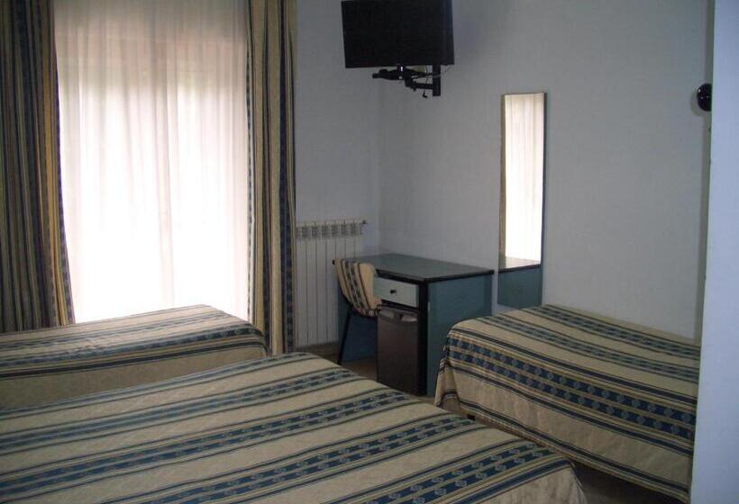 חדר סטנדרט לארבעה, King