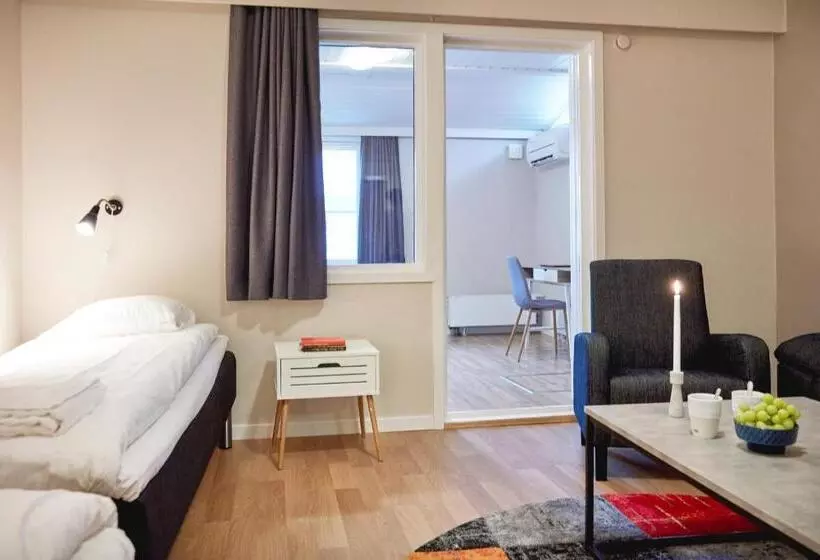 Standard Neljän Hengen Huone, L Vesterhavet