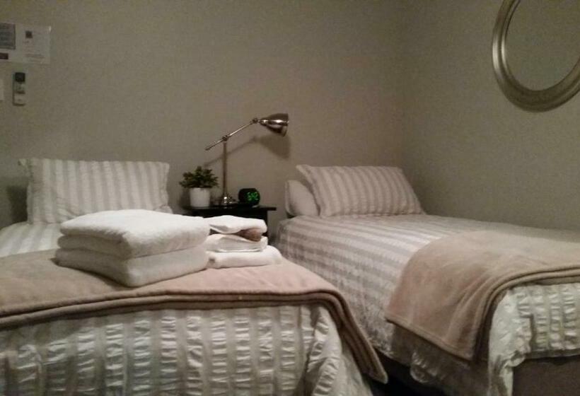 スイート(家族用), Lands End