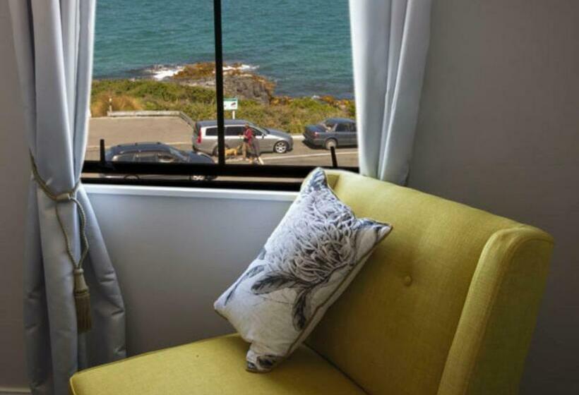 キングサイズベッドのスタンダードルーム, Lands End