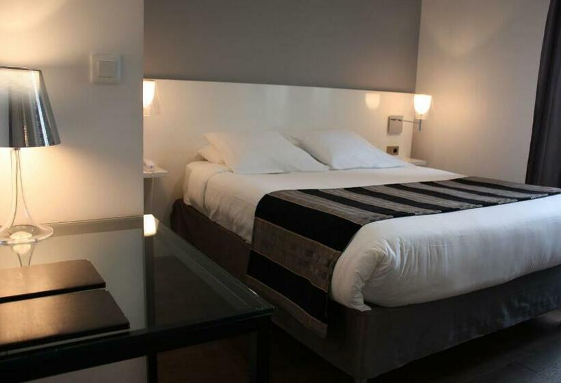 高级大房间, Le Manoir