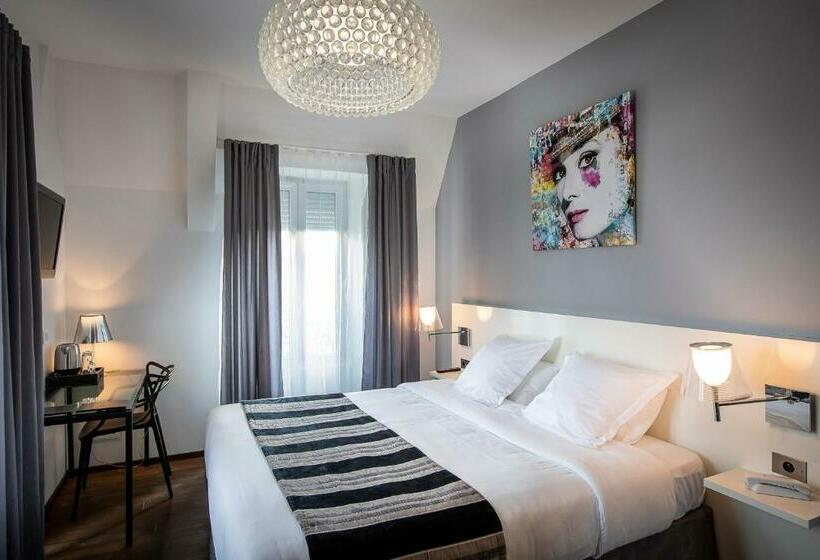 尊贵房, Le Manoir