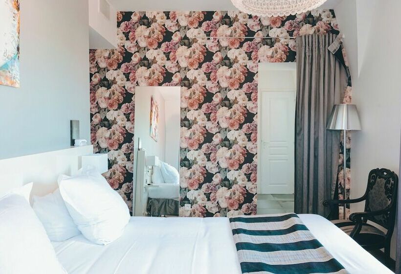 高级大房间, Le Manoir