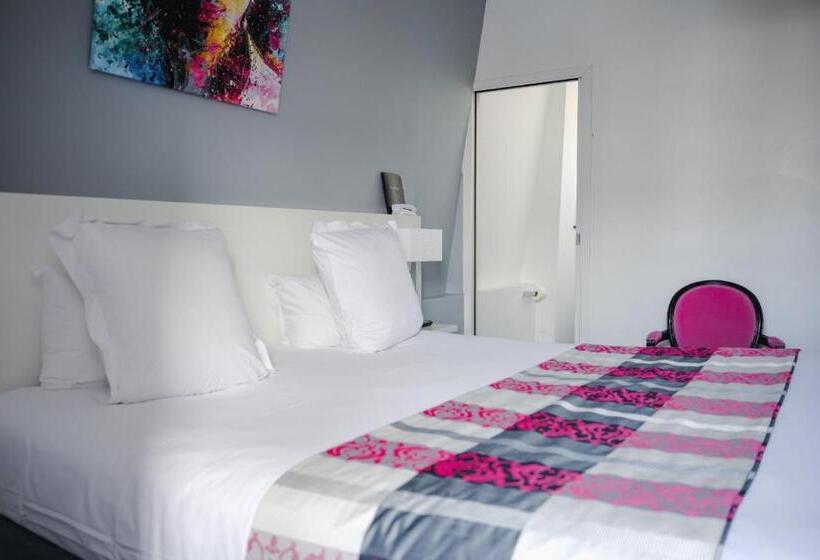 尊贵房, Le Manoir