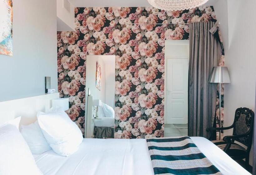 高级大房间, Le Manoir