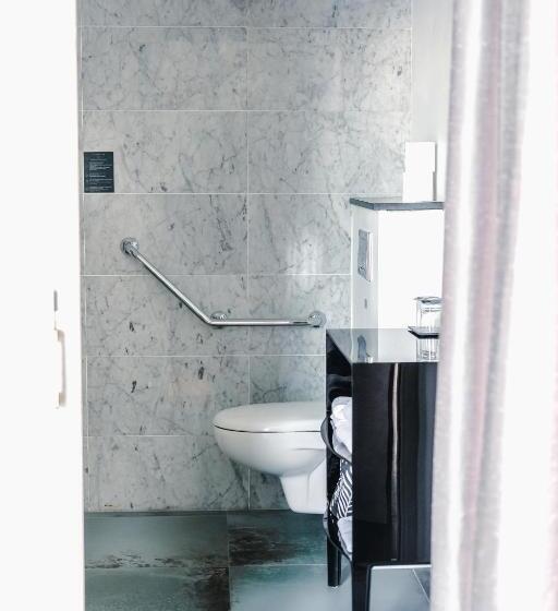 适合残疾人使用的标准间, Le Manoir