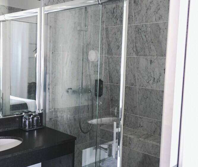 高级大房间, Le Manoir