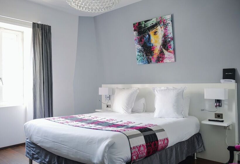 尊贵房, Le Manoir