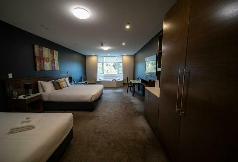 جناح ديلوكس, Sfera's Park Suites & Convention Centre