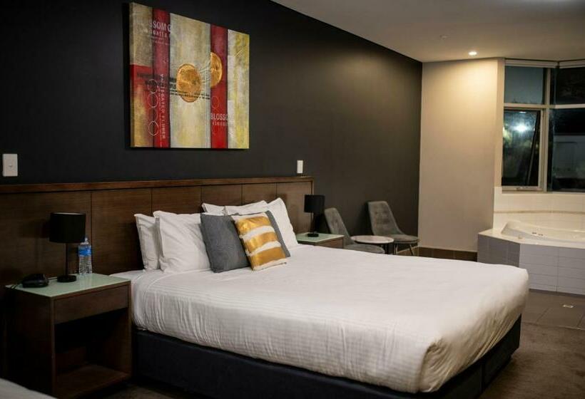 جناح ديلوكس, Sfera's Park Suites & Convention Centre