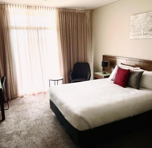 Номер Стандарт с Гидромассажем, Sfera's Park Suites & Convention Centre