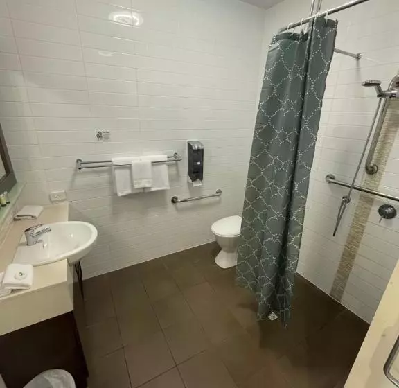スイート, Sfera's Park Suites & Convention Centre