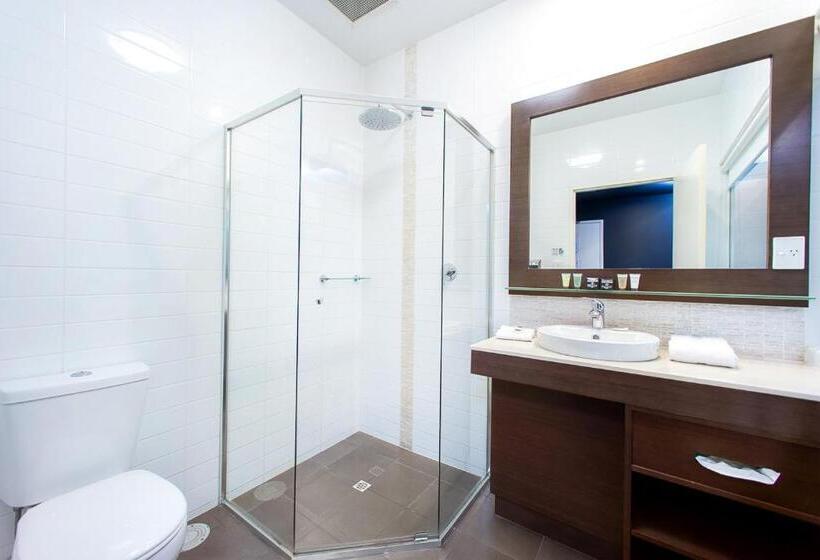 غرفة قياسية سرير كينج, Sfera's Park Suites & Convention Centre