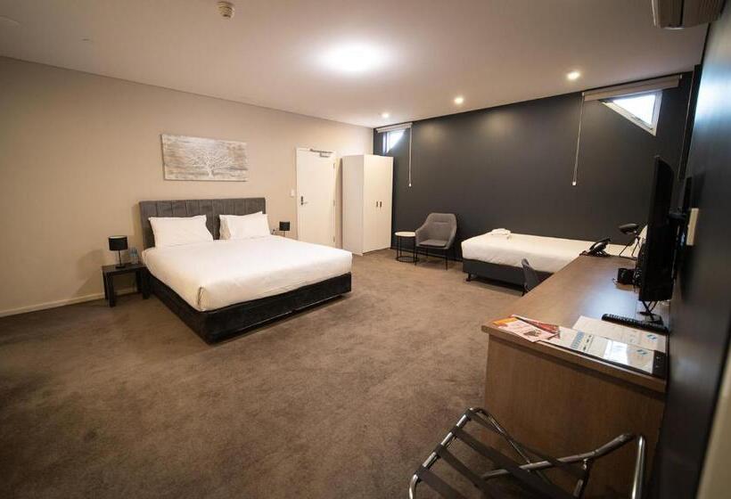 غرفة قياسية سرير كينج, Sfera's Park Suites & Convention Centre