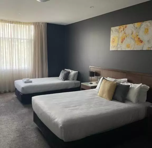 庭の見えるスタンダードトリプルルーム, Sfera's Park Suites & Convention Centre