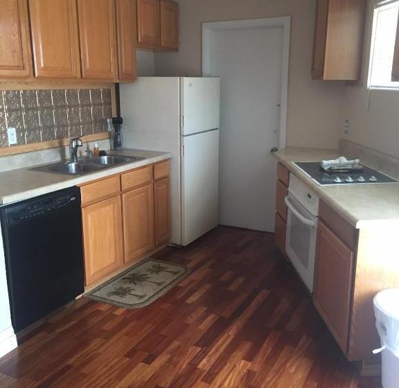 Люкс Кровать Кинг, Seascape Inn   Daytona Beach Shores