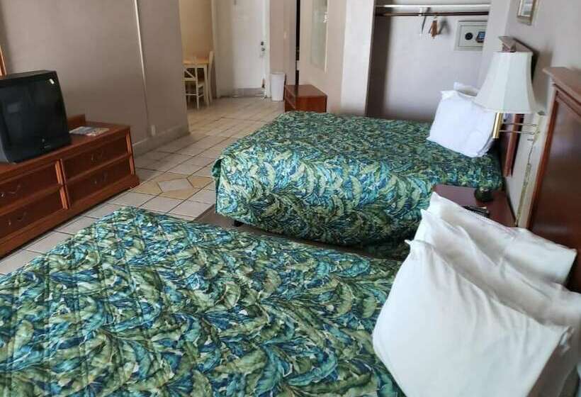 חדר סטנדרט שתי מיטות זוגיות, Seascape Inn   Daytona Beach Shores