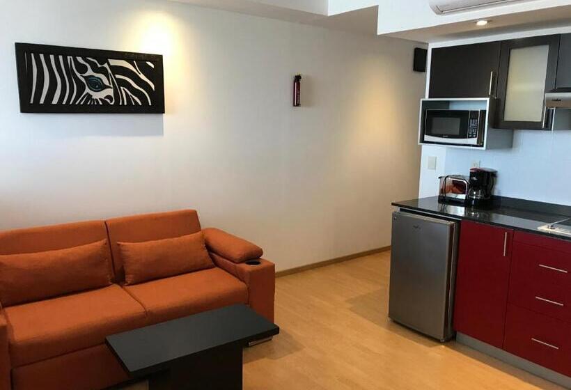 סטודיו דלוקס, My Home Suites