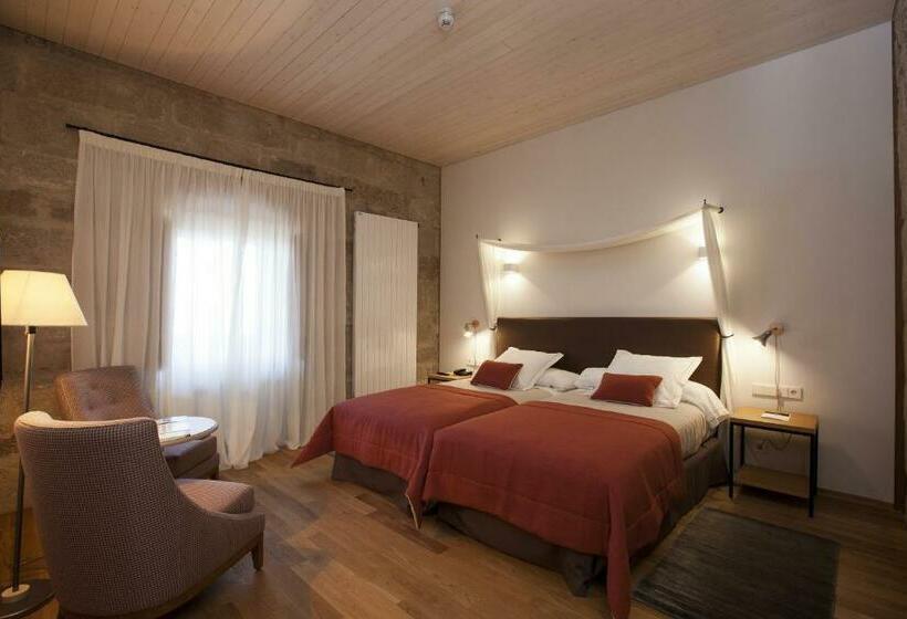 스탠다드 룸, Parador Castillo De Monterrei