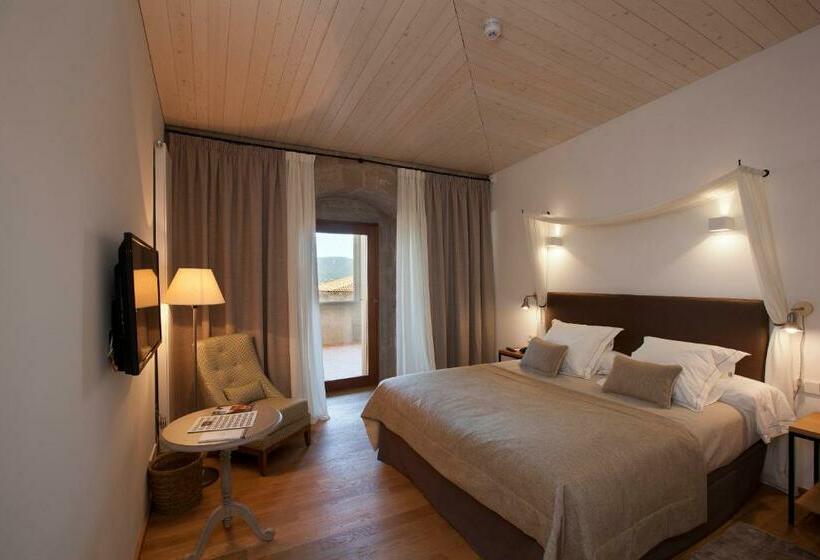 Номер Стандарт, Parador Castillo De Monterrei