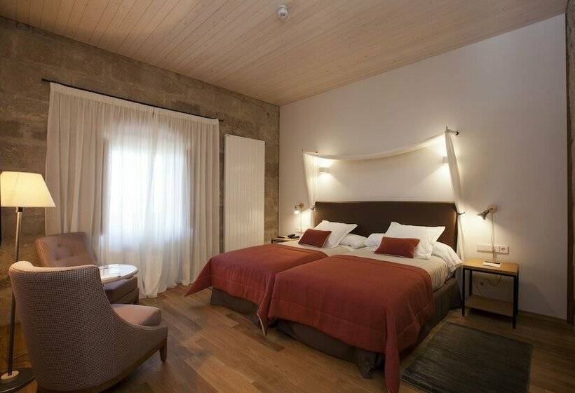 스탠다드 룸, Parador Castillo De Monterrei