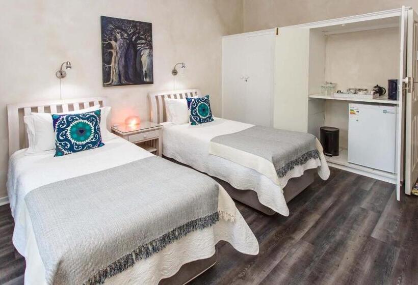 اتاق استاندارد, Miles B&b Guest House