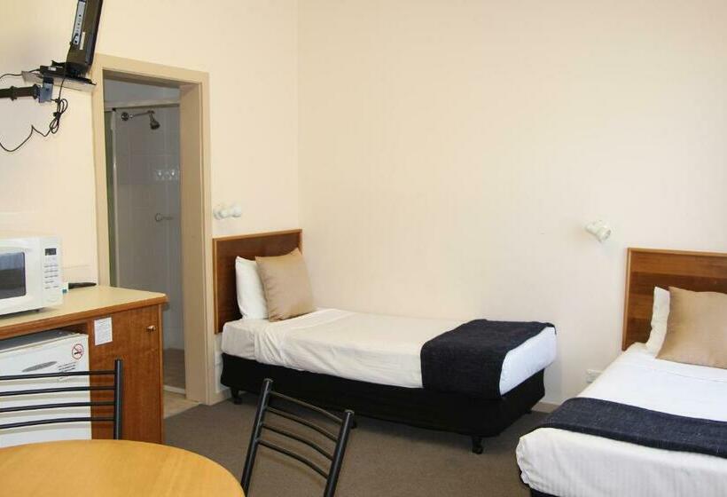 Семейный Номер Deluxe, The Pioneer Way Motel