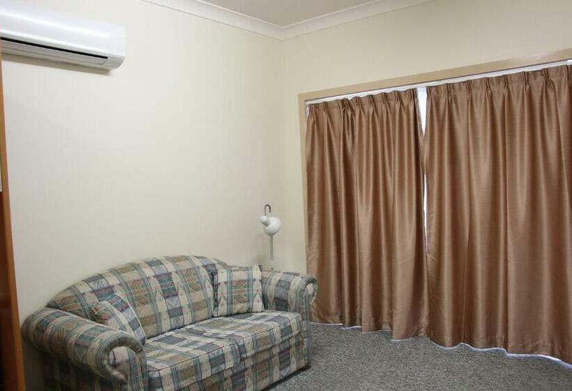 Президентский Люкс, The Pioneer Way Motel