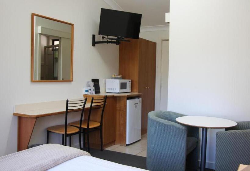 Номер Стандарт, The Pioneer Way Motel