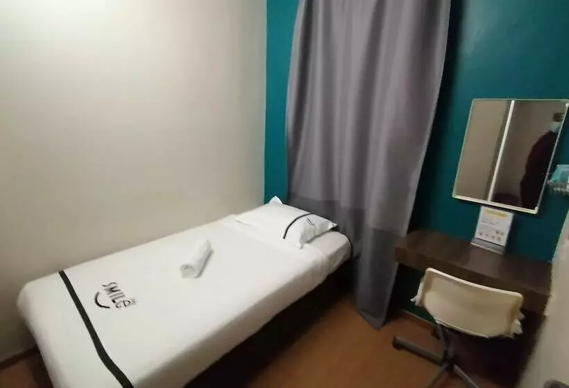 اتاق استاندارد یک نفره, Smile Hotel Usj