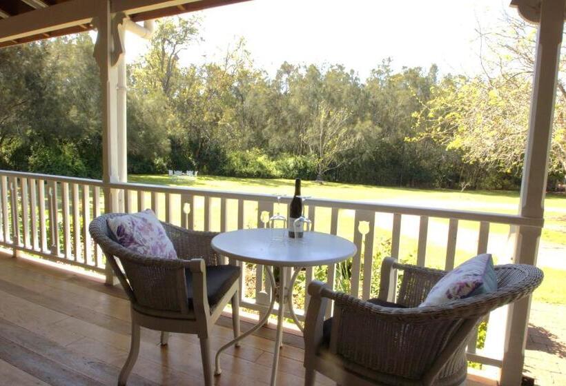 Номер Superior, The Carriages Boutique Hotel and Vineyard