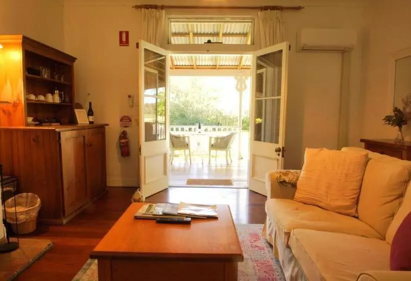 スーペリアールーム, The Carriages Boutique Hotel and Vineyard