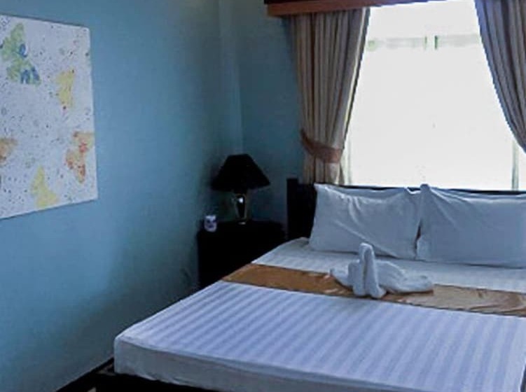 اتاق استاندارد, The Q Hotel & Restaurant