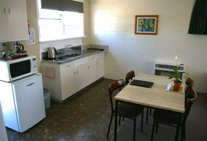 スイート, Totara Lodge Motel