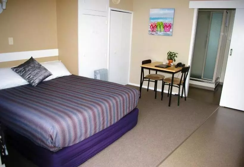 スタンダードスタジオ, Totara Lodge Motel