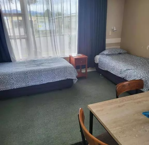 ファミリールーム, Totara Lodge Motel