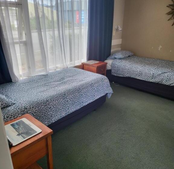 חדר משפחתי, Totara Lodge Motel