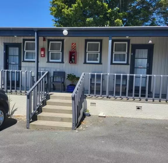 ファミリールーム, Totara Lodge Motel