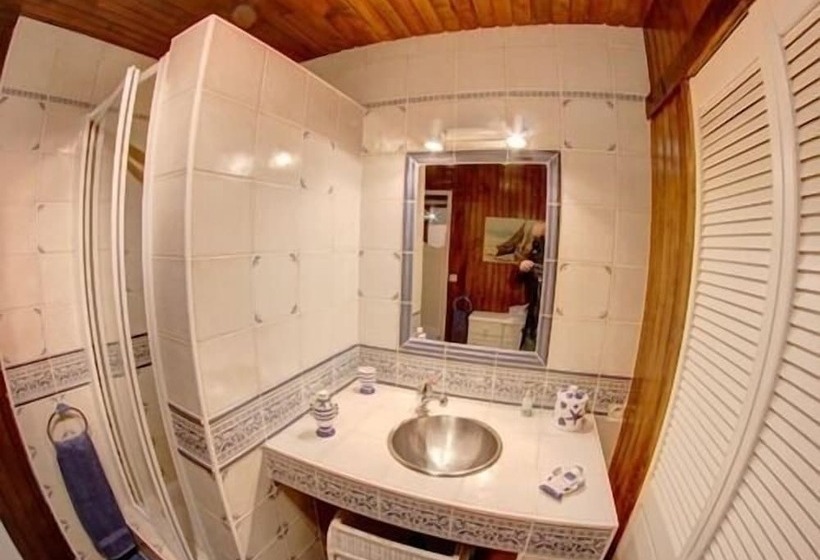 Апартаменты 1 Спальня, Chambres D Hotes Manoir Des Quatre Saisons
