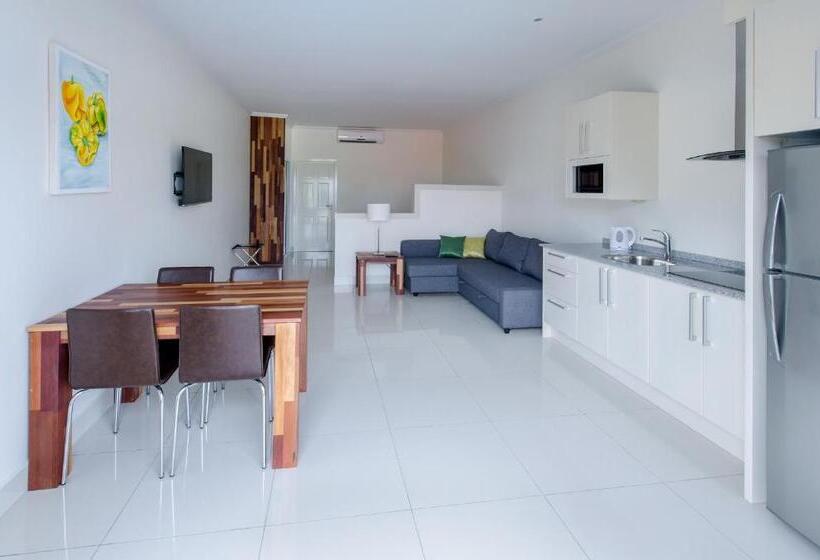 استودیوی استاندارد, Babylon